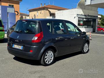 Renault Scenic Grand Scénic 1.5 dCi/105CV Serie Sp