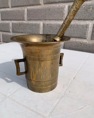 Mortaio di bronzo antico grande 4 kg e 500