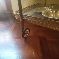 Carrello portavivande in ottone e cristallo