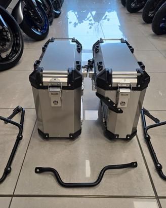 Benelli TRK 702 - Valigie laterali + supporti