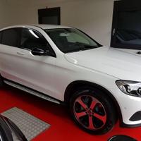 Auto Mercedes-Benz GLC 250 4M