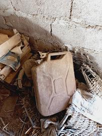 Tanica carburante II guerra mondiale 