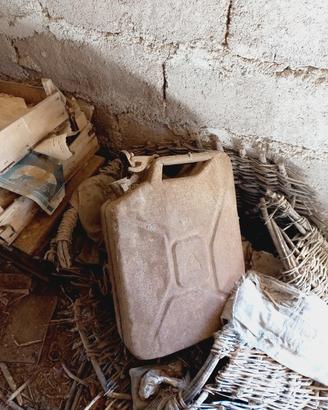 Tanica carburante II guerra mondiale 