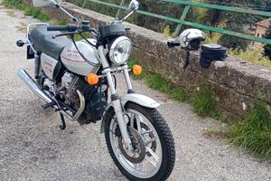 Moto Guzzi V35