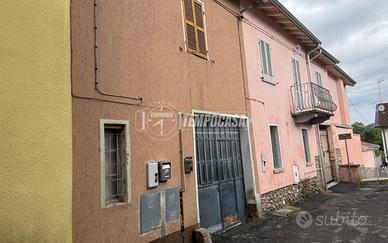 TERRATETTO DA RISTUTTURARE