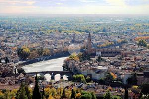 4 LOCALI A VERONA