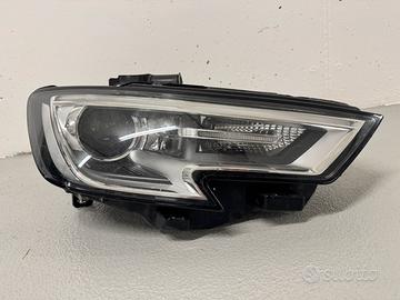 Fanale anteriore Audi A3 S3 8V Destra