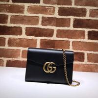 Portafoglio con catena nera Gucci GG Marmont