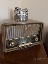 Radio d'epoca Philips Philetta BI260A anni '50