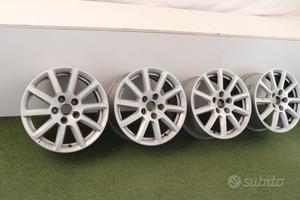 Cerchi in lega Audi a4 16 ORIGINALI 8K0601025AT