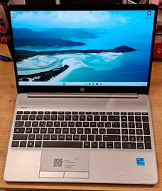 HP 250 G8 Intel i3 11ª generazione 