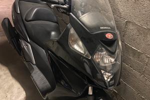 Honda silver wing 400