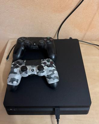 Ps4 più 2 controller + giochi