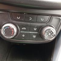 Centralina clima automatico Opel Zafira c anno 201
