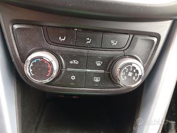 Centralina clima automatico Opel Zafira c anno 201