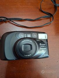 Macchina fotografica Yashica Brava Zoomate 105
