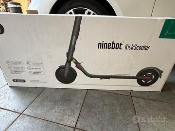 Ninebot Kickscooter monopattino elettrico