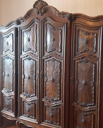 Armadio stile barocco piemontese 