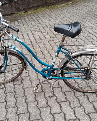 Bici d'epoca da donna vintage "stile Olanda"