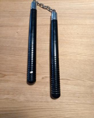 NUNCHAKU