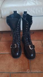 Anfibi in pelle tg 41