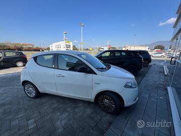 Lancia Ypsilon 1.2 69 CV 5 porte GPL Ecochic Silve