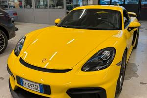 Porsche 718 GT4