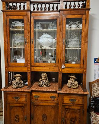 Credenza artigianale