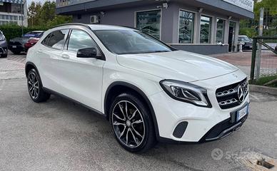 Mercedes GLA