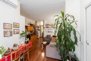 Tre locali doppi servizi con box e cantina