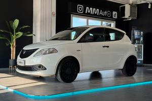 Lancia Ypsilon 1.0 Hybrid 70cv Ecochic Silver