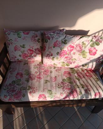 divano letto in legno