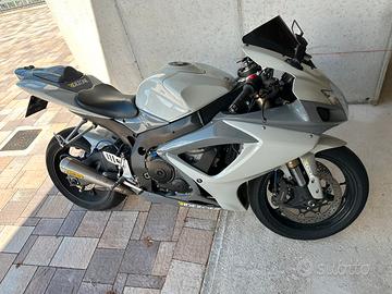 Suzuki GSXR 600 K7