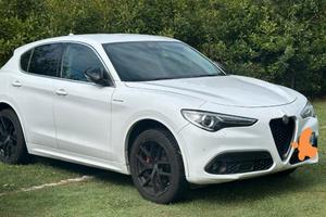 alfa romeo stelvio 210 cv q4