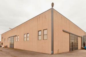 Capannone artigianale commerciale