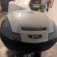 Baule moto Givi Simply3. E470NT