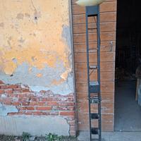 lampada da terra piantana portacd