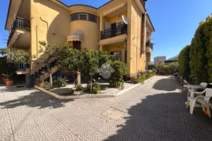 BIFAMILIARE A SANT'ANTONIO ABATE