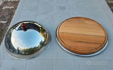 Vassoio in acciaio con tagliere in legno