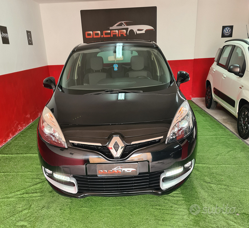 Scenic xmod 1.5 dci 110 cv anno 2013 ZN5947