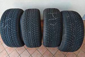 Set gomme Nokian Snowproof 235 45 R18 98V 