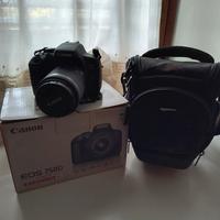 Fotocamera Reflex Canon EOS 750D + Obiettivo 18-55