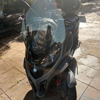 Piaggio MP3 400 HPE