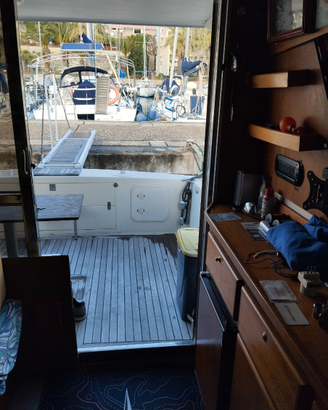 Center Craft Corvette 37