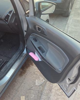 auto Ford ecosport