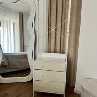 Armadio appendiabiti con cassetti da ingresso