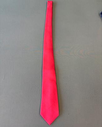 Cravatta colore corallo