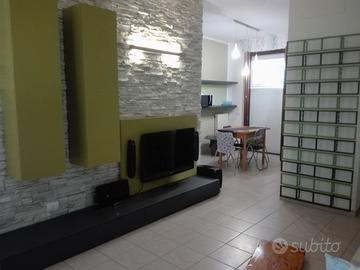 Falconara appartamento con terrazzo e garage
