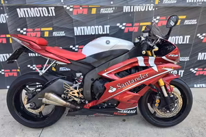 YAMAHA YZF R6 Video 360