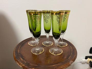 Calici vintage verdi.